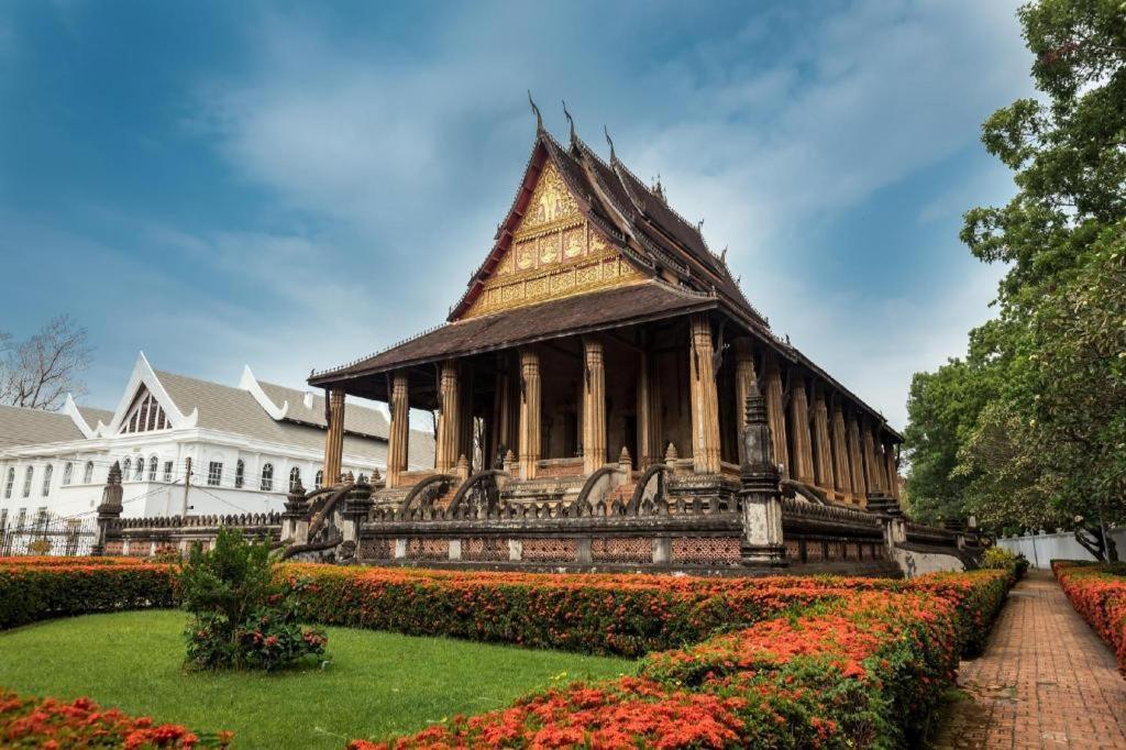 Chaleunehoung Hotel Viêng Chăn Ngoại thất bức ảnh