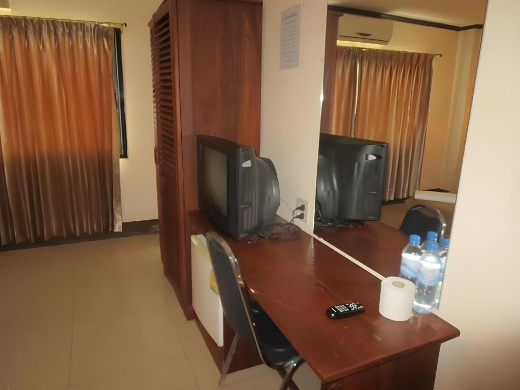Chaleunehoung Hotel Viêng Chăn Ngoại thất bức ảnh