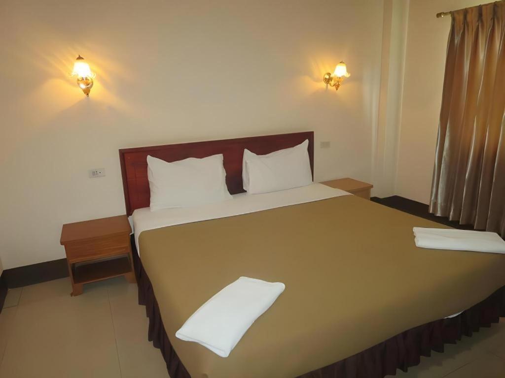 Chaleunehoung Hotel Viêng Chăn Ngoại thất bức ảnh