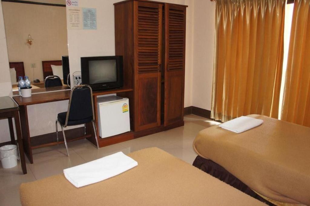 Chaleunehoung Hotel Viêng Chăn Ngoại thất bức ảnh